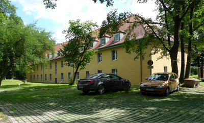 Friedrich-Adolf-Richter-Straße 4