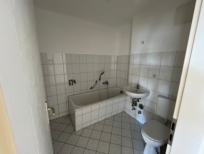 1-Raum-Wohnung im 3. OG mit Balkon - WBS erforderlich (ME 23)