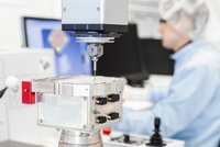 Astro APS, der Sternsensor von Jena-Optronik, in der Produktion