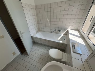 2-Raum-Maisonettewohnung - WBS erforderlich!  (ME13)