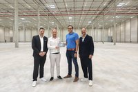 Official key handover: Daniel Strauch, broker Realogis; Lars Zimmermann, property developer Prodac; Daniel Dorner, CSCO Tekpoint; Christian Beran, broker Realogis.
