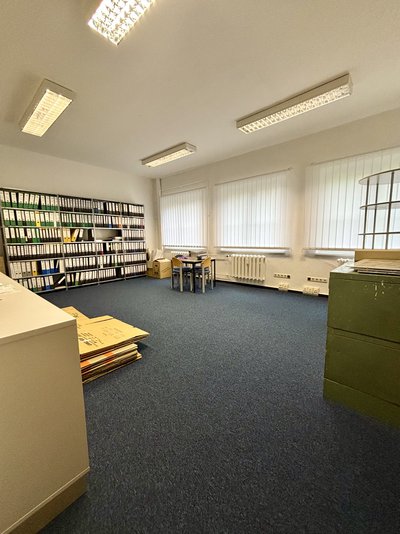 Attraktive Bürofläche im 1.OG im Bürohaus Am Wasserlauf 3 am Standort Unterwellenborn zu vermieten