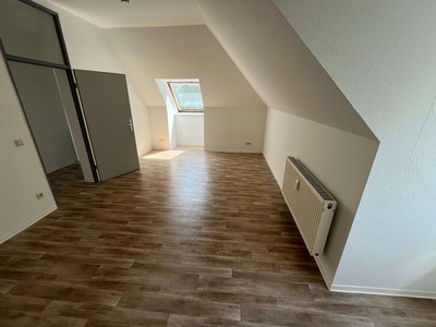 2-Raum-Maisonettewohnung - WBS erforderlich!  (ME13)