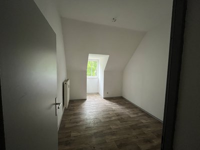 3-Raum-Maisonettewohnung - Nr. 20 / WBS erforderlich!