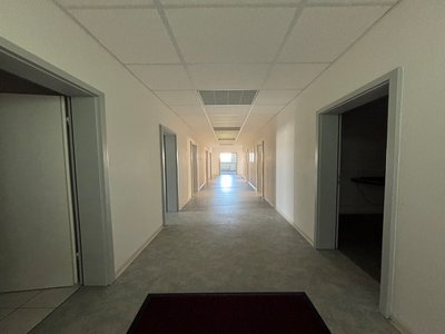 großzügige Büroeinheit im Gebäude MGB 1 im Industriegebiet Rudolstadt-Schwarza zu vermieten