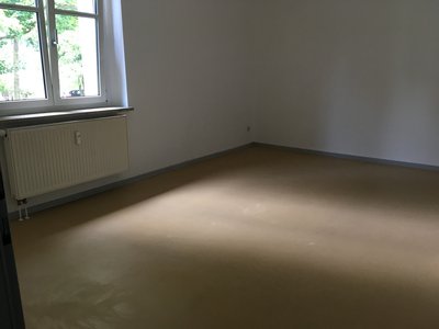2-Raum-Maisonettewohnung - WBS erforderlich!  (ME13)