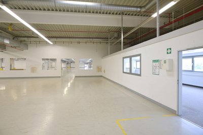 Moderne Produktions- und Lagerhalle mit Rampenanlage im Gewerbestandort "Alte Ziegelei" Sömmerda