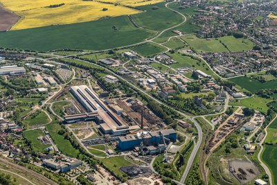 Attractive office space on the 1st floor of the office building at Am Wasserlauf 3 in Unterwellenborn is available for rent