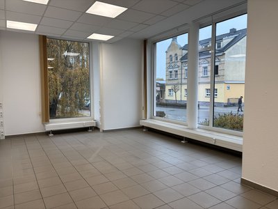Helle Büro- und Gewerbefläche in zentraler Lage (G87 EG)
