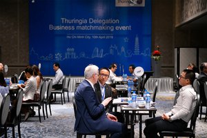 Gespräche zwischen Thüringer und Vietnamesichen Unternehmern