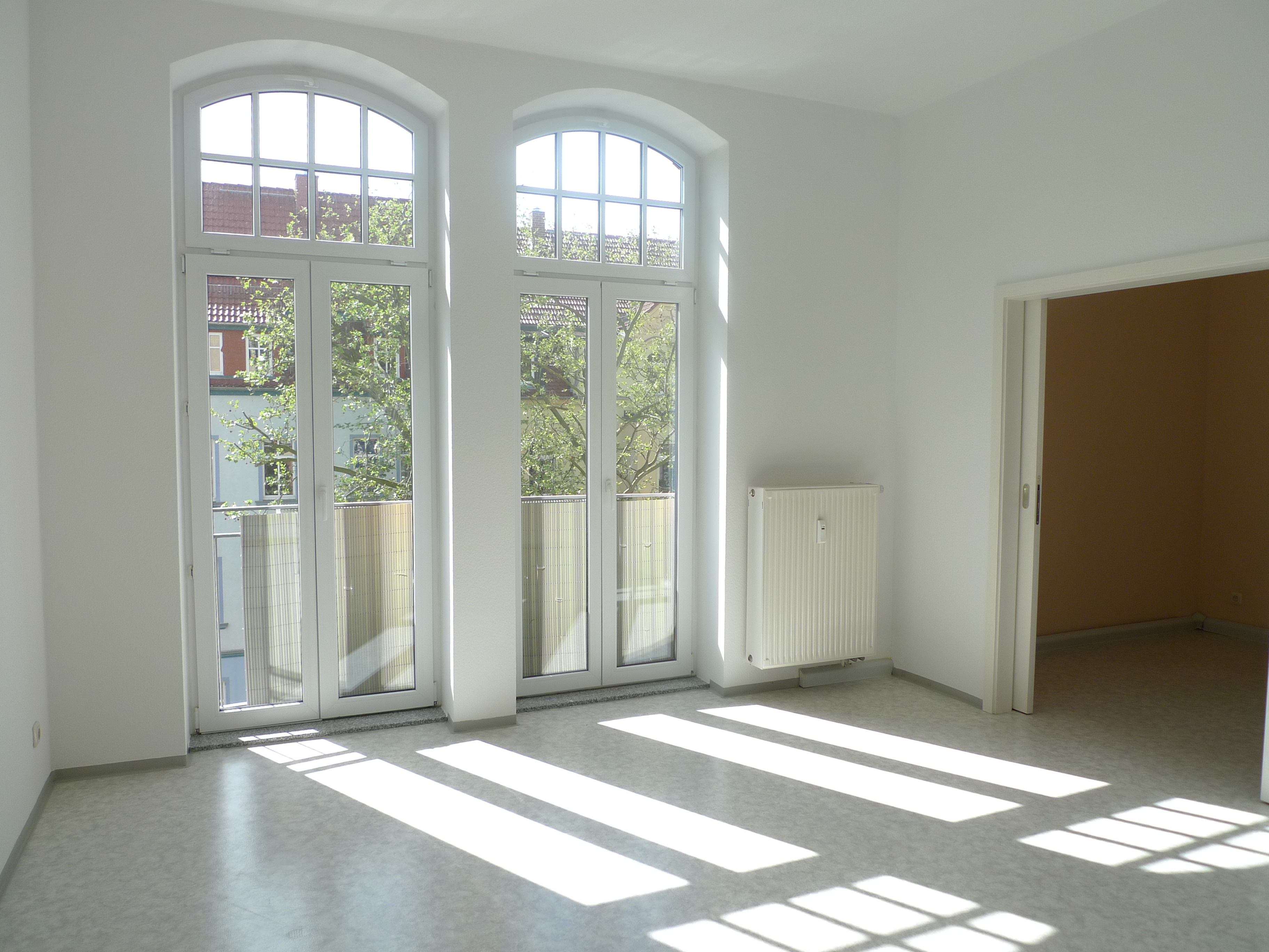Ansicht Gera, Leo-Tolstoi-Straße 3, Schöne Drei-Raum-Wohnung im Reuß-Park   (ME B1.10)