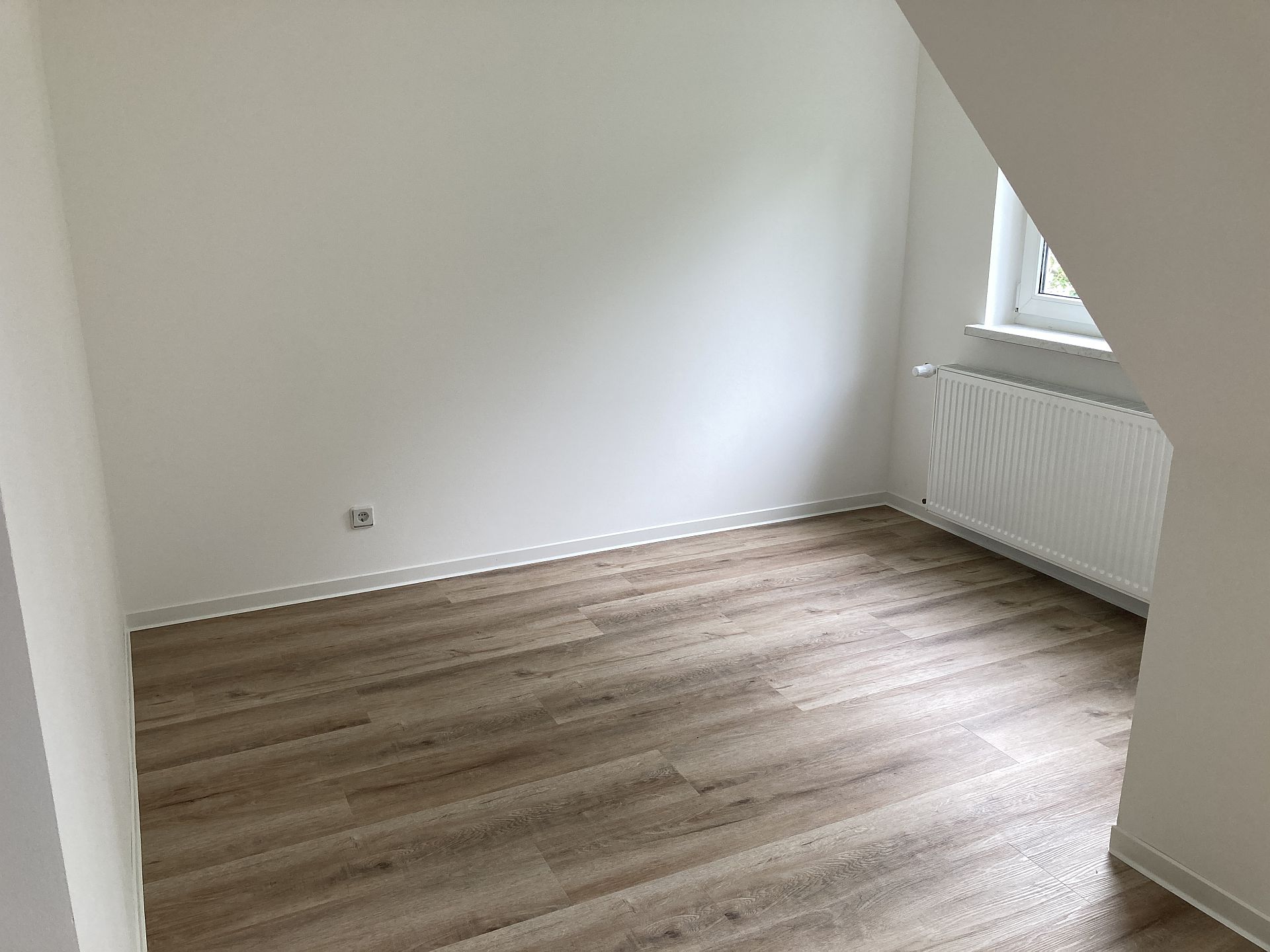 Ansicht 2 Kinderzimmer, Waltershausen, Korbacher Straße 4, ME 7