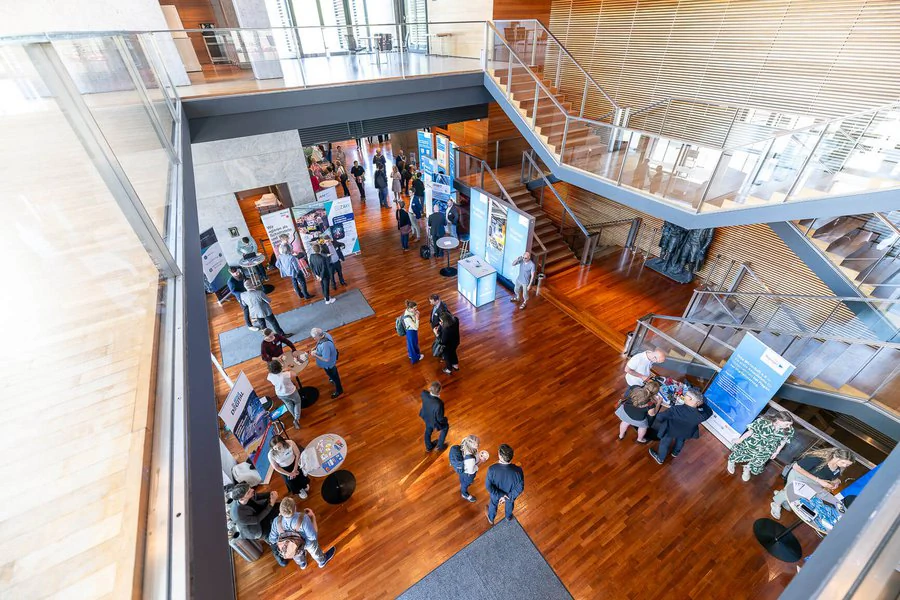 InnoCON Bildergalerie Foto: Bild des Veranstaltungsgeländes von oben, indoor