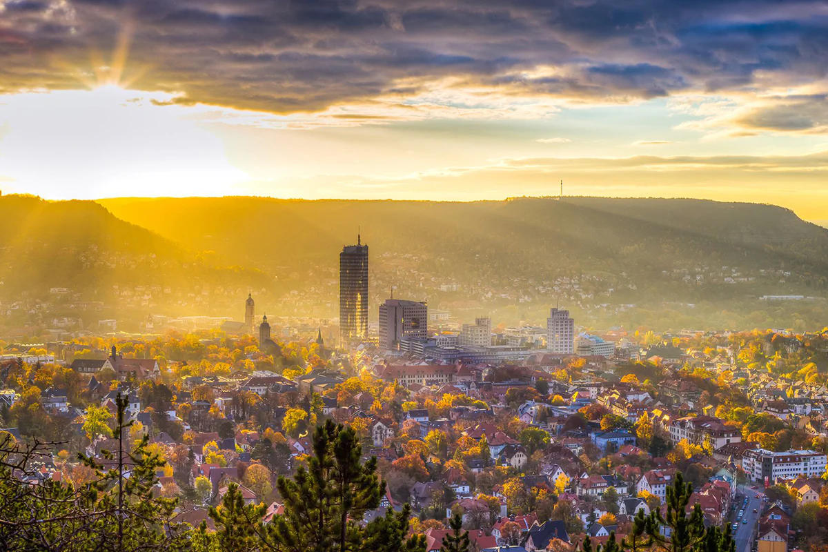 Bild: jenaparadies Panorama der Stadt Jena