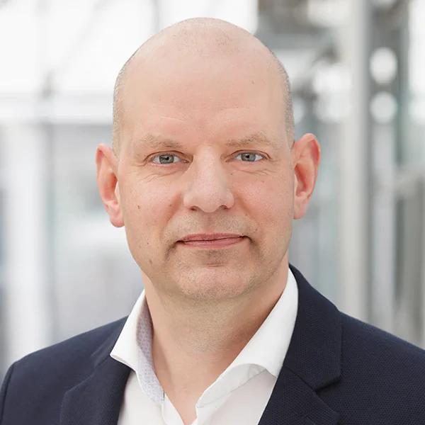 Dr. Stefan Blechschmidt Dr. Stefan Blechschmidt