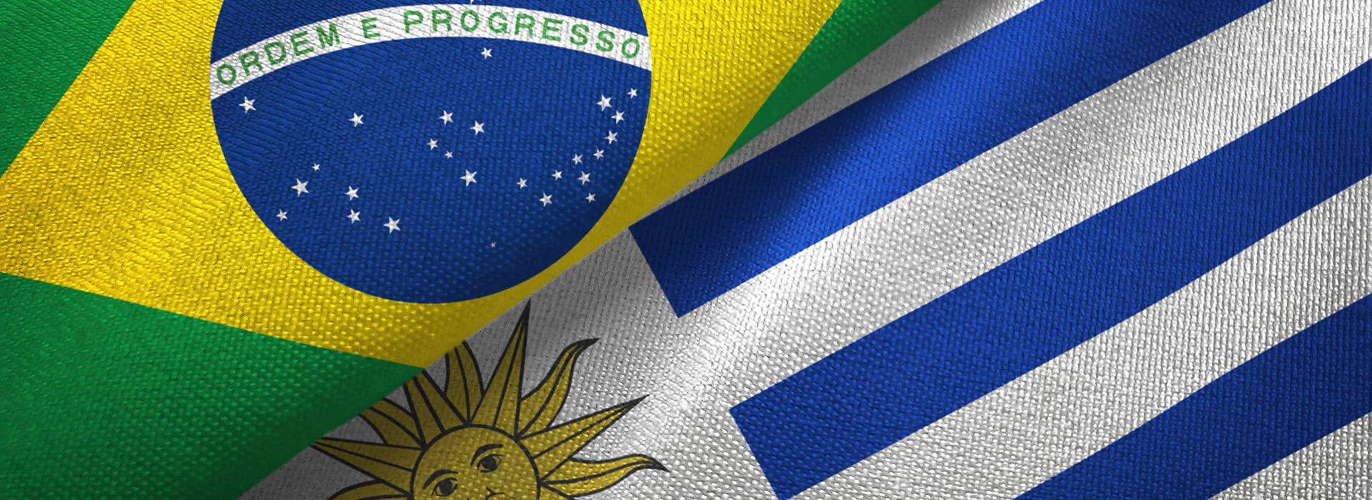 ENTRADA – Ihr Marktzugang für Lateinamerika | Bild: Oleksii Liskonih / istockphoto.com Bildbeschreibung / description: Flagge von Brasilien und Uruguay