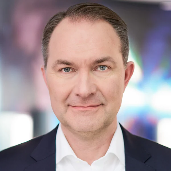 Dr. Ralf Kuschnereit Dr. Ralf Kuschnereit